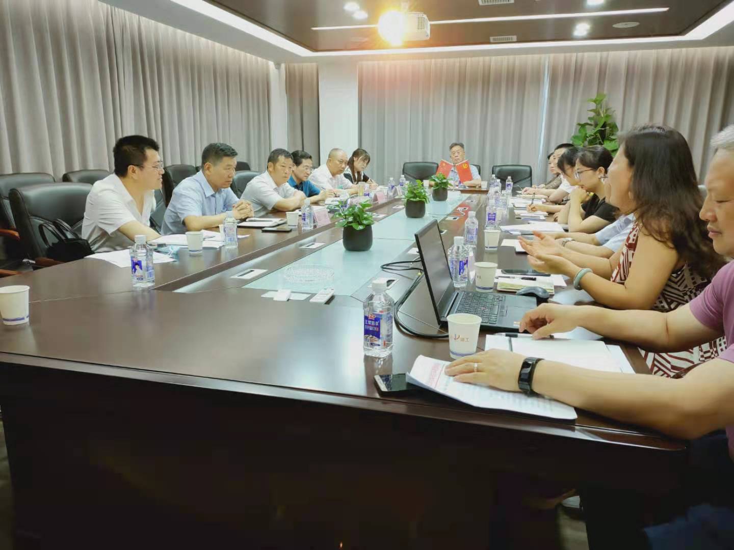 “聚焦优化营商环境、人大代表在行动”(图2)